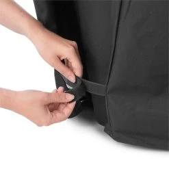 Tomahawk 3.1 S Wetterschutzhaube 300D Canvas 30/70% PE/PVC Schwarz 11 Tomahawk 3.1 S Wetterschutzhaube 300D Canvas 30/70% PE/PVC Schwarz -Küchengeräte Geschäft 10033569 yy 0004 detail Klarstein Tomahawk S Wetterschutzhaube schwarz